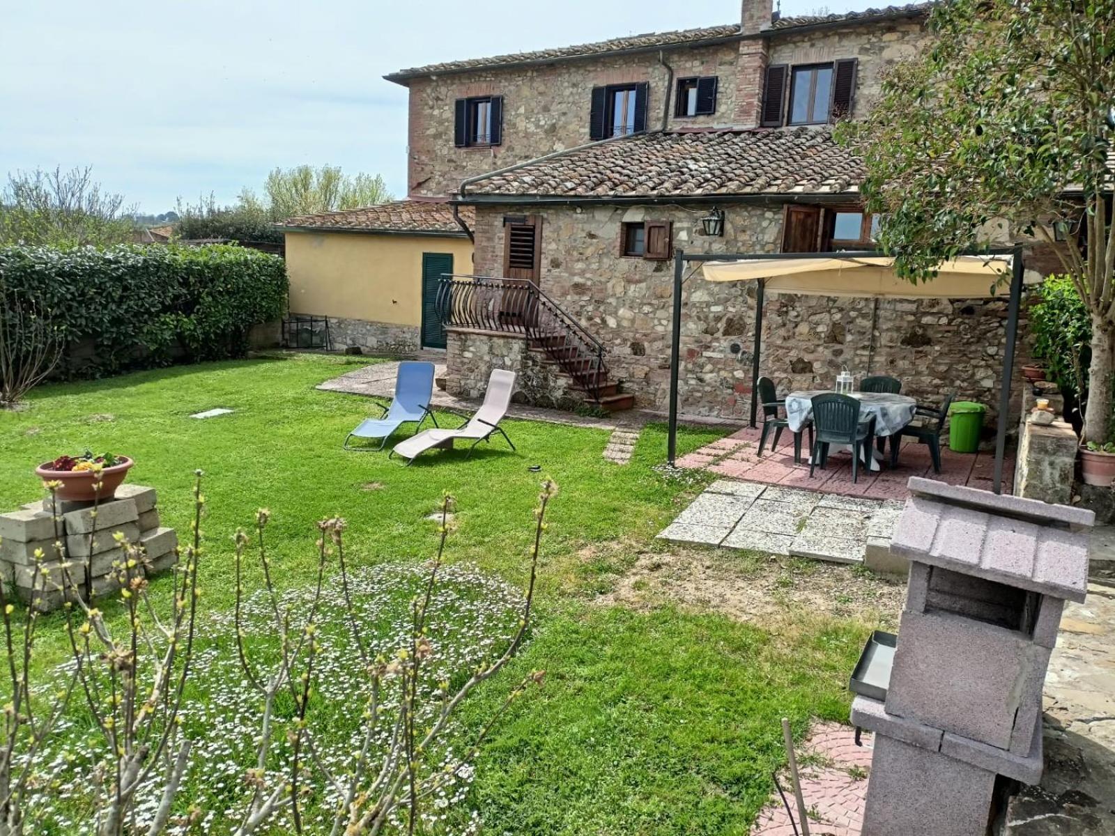 Il Giardino Del Chianti Apartment Сиена Екстериор снимка
